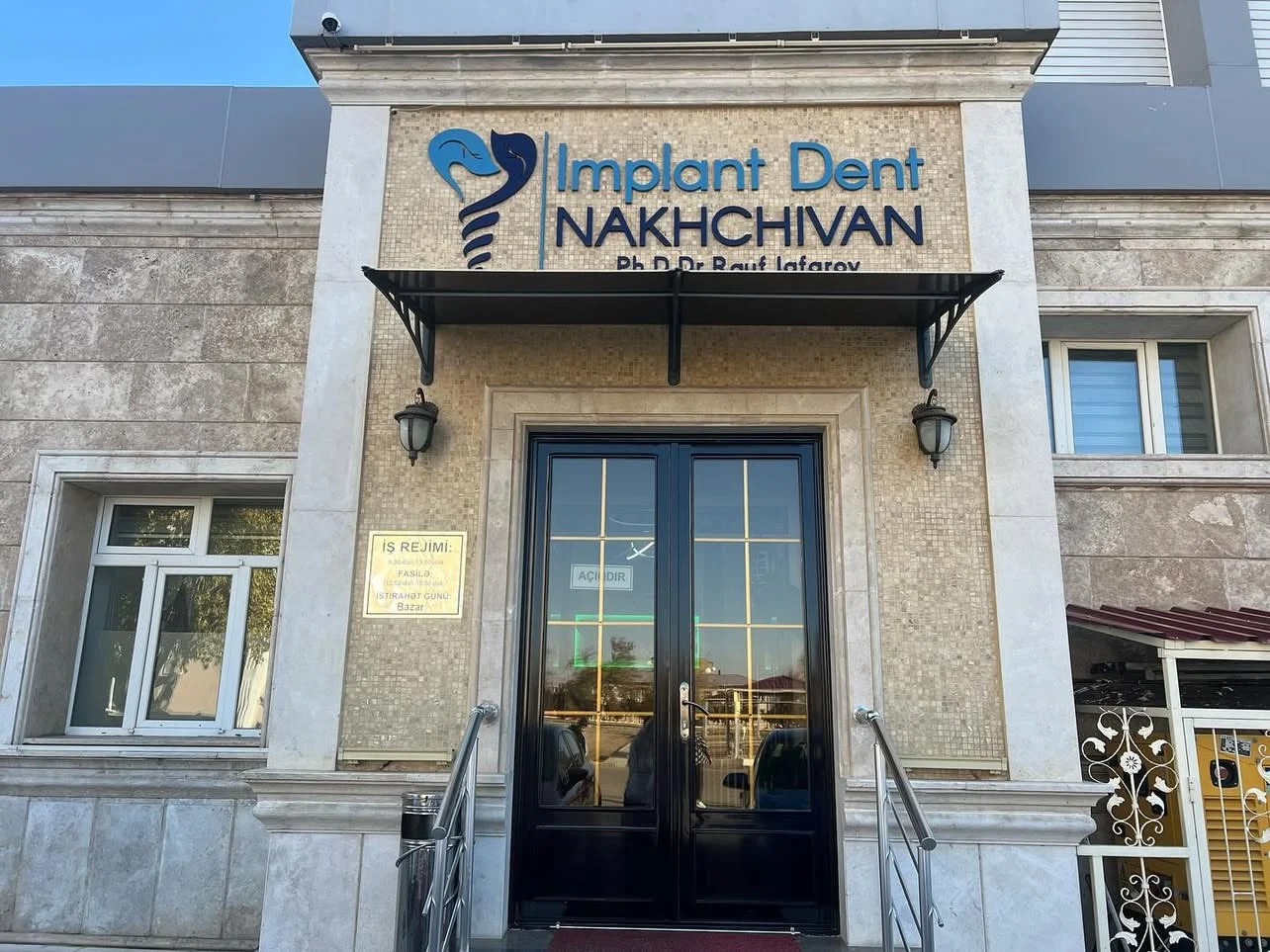 Implant Dent Naxçıvan — şəkil 1